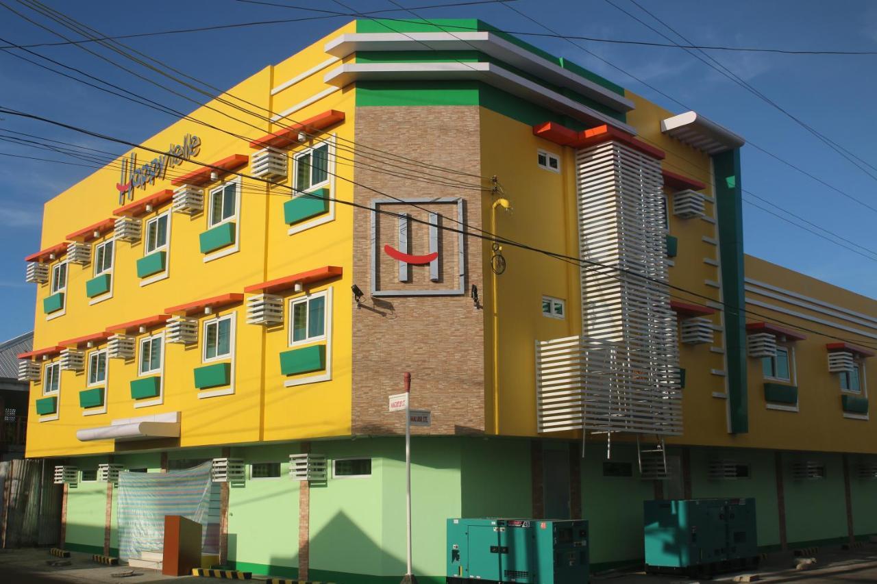 Happytelle Hotel Dipolog Exterior photo